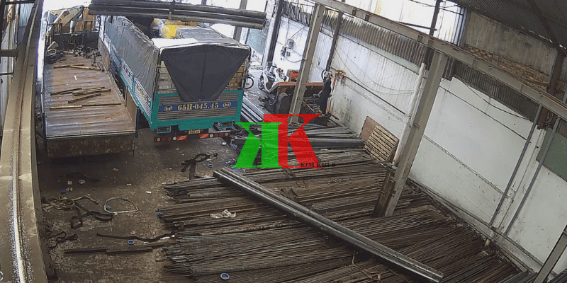Thép Kim Khí cung cấp thép ống đúc 168 đúng quy cách, hỗ trợ tư vấn, báo giá cạnh tranh và giao hàng tận nơi cho công trình.